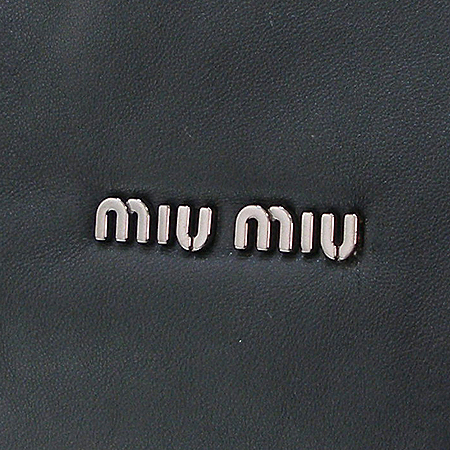 MiuMiu(�̿�̿�) ��ũ�׷��� ����� ���� ���� ����ΰ� �� ��Ʈ�� [��������] �̹���5 - ���̺��� �߰���ǰ