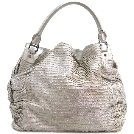 ������  �����