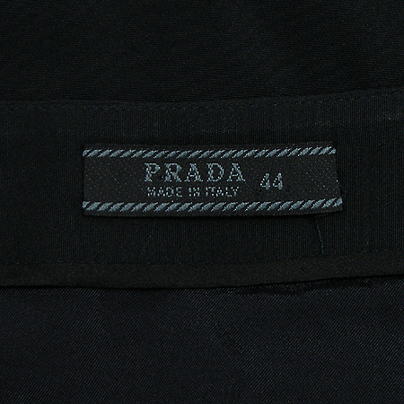 Prada(�����) ��ĿƮ �̹���4 - ���̺��� �߰���ǰ