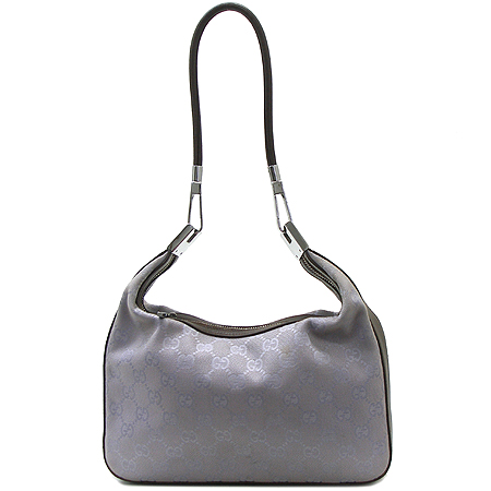 ����  �����