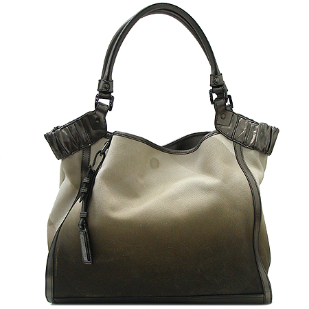 ������  �����