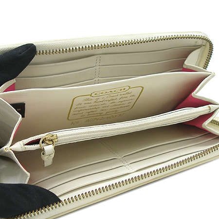 Coach(��ġ) �ñ׳�ó �ڰ��� ��Ƽ �÷� ¤�� ������ ������ �̹���2 - ���̺��� �߰���ǰ