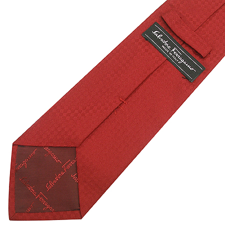 Ferragamo(��󰡸�) 100% ��ũ ��Ÿ�� �̹���3 - ���̺��� �߰���ǰ