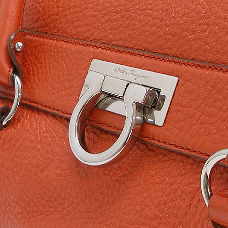 Ferragamo(��󰡸�) 21 C922 ���� ��ġ�� ��� ������ ���� ����� [��������] �̹���5 - ���̺��� �߰���ǰ