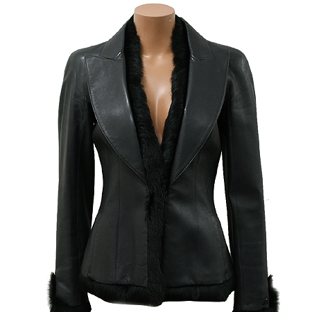 ����  ����