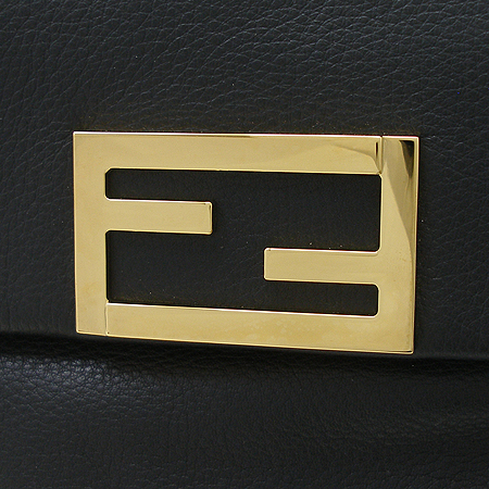 Fendi(���) 8M0276 ���� ���� ���� ü�� �̴� ũ�ν��� �̹���4 - ���̺��� �߰���ǰ