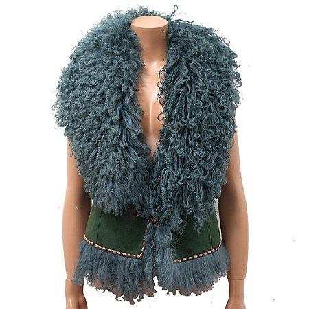 ���  ����