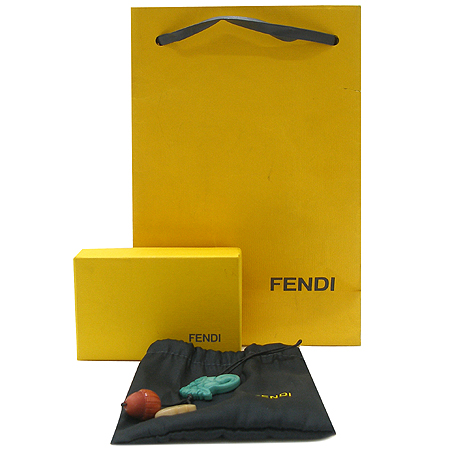Fendi(���) �ٶ��� ��Ʈ �ڵ��� ���� �̹���2 - ���̺��� �߰���ǰ