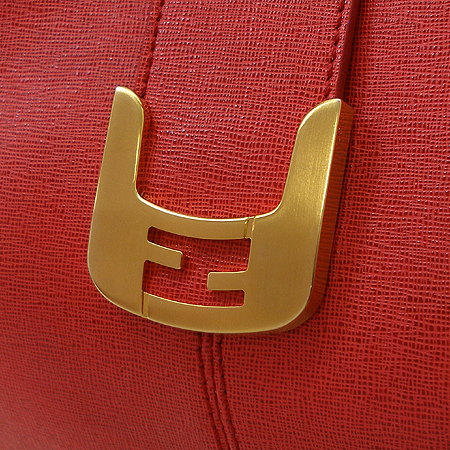 Fendi(���) 8BR662 00HGJ F0PQR ���ǾƳ� ����ΰ� ī�᷹�� ��Ʈ�� �̹���4 - ���̺��� �߰���ǰ