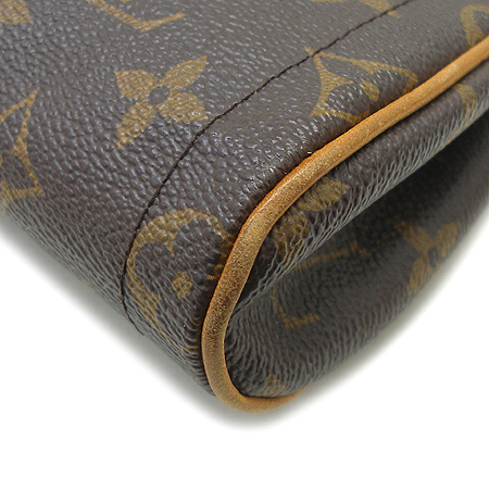 Louis Vuitton(���̺���) M40122 ���׷� ĵ���� ����Ʈ ����� Ŭ��ġ ����� �̹���5 - ���̺��� �߰���ǰ