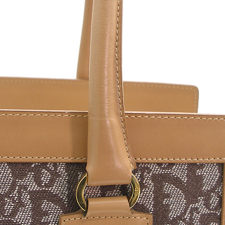 Dior(ũ����î���) �ΰ� �ڰ��� �к긯 �� ���� ������ ���� ��Ʈ�� �̹���4 - ���̺��� �߰���ǰ