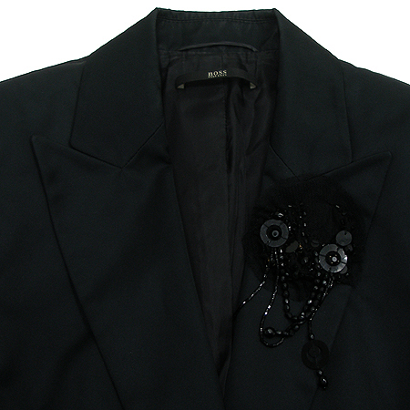 Hugo Boss(�ް�����) ���� �̹���2 - ���̺��� �߰���ǰ