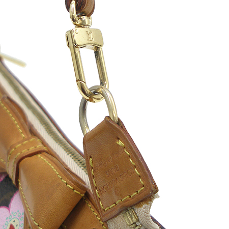 Louis Vuitton(���̺���) M92006 ���׷� ĵ���� ü�� ���� �Ŀ�ġ ����� �̹���3 - ���̺��� �߰���ǰ