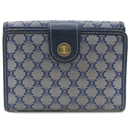 ������  ������