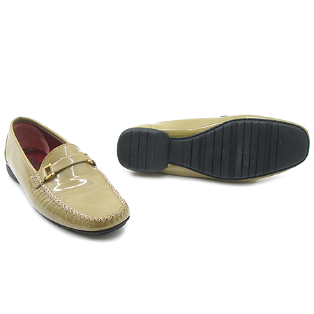 Ferragamo(��󰡸�) ���� ��ġ�� ��� ���̴�Ʈ ������ ����̺� ���� �̹���2 - ���̺��� �߰���ǰ