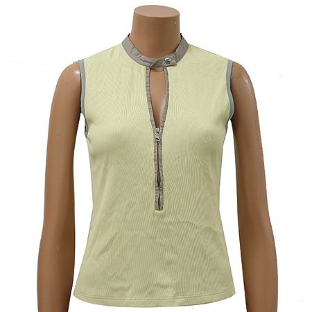 �����  ����