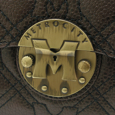 Metrocity(��Ʈ�ν�Ƽ) ���� �ΰ� ��� ��Ƽġ ������ ������ �̹���2 - ���̺��� �߰���ǰ