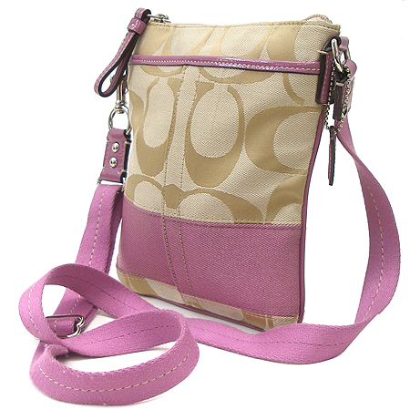 Coach(��ġ) �ñ׳��� ���� ȥ�� �̴� ũ�ν��� �̹���2 - ���̺��� �߰���ǰ