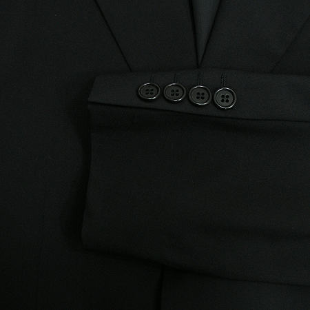 Hugo Boss(�ް�����) ���� �̹���3 - ���̺��� �߰���ǰ