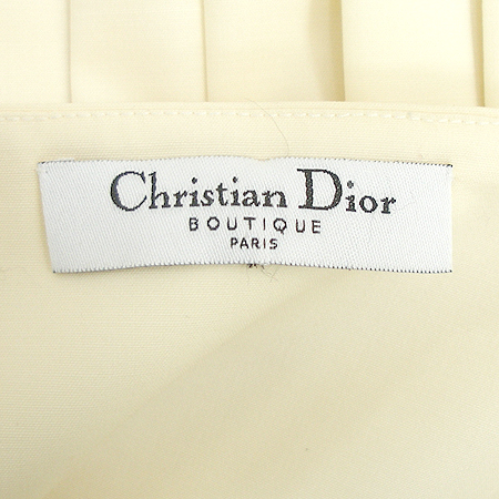 Dior(ũ����î���) ��ĿƮ �̹���3 - ���̺��� �߰���ǰ