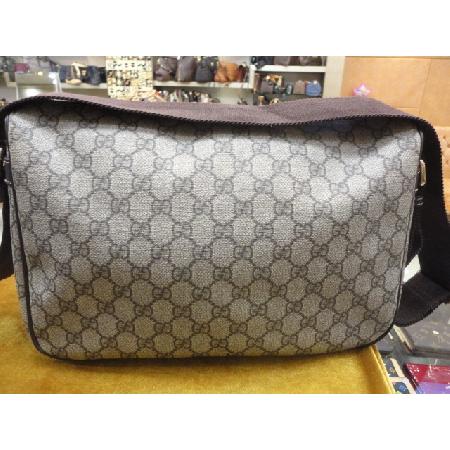 Gucci(����) 246881 GG �ΰ� PVC �� ���� �޽��� ũ�ν���w<û�ֱ�õ������> �̹���4 - ���̺��� �߰���ǰ