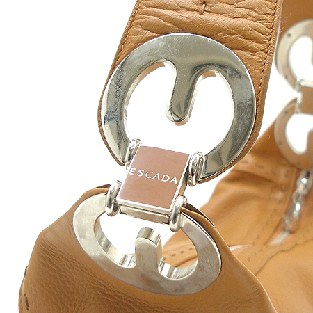 Escada(�������) ī�� ���� ȣ�� ����� �̹���4 - ���̺��� �߰���ǰ