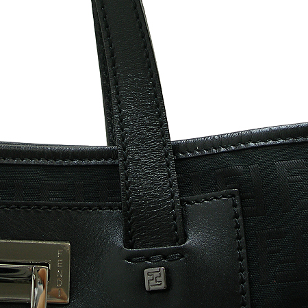 Fendi(���) 8BH174. FF �ΰ� �к긯 �ٰ� ��Ʈ�� �̹���3 - ���̺��� �߰���ǰ