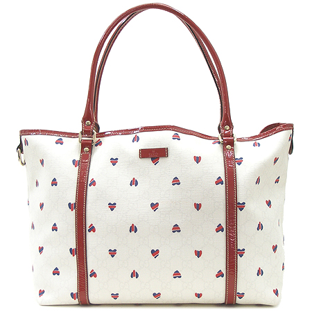 ����  �����