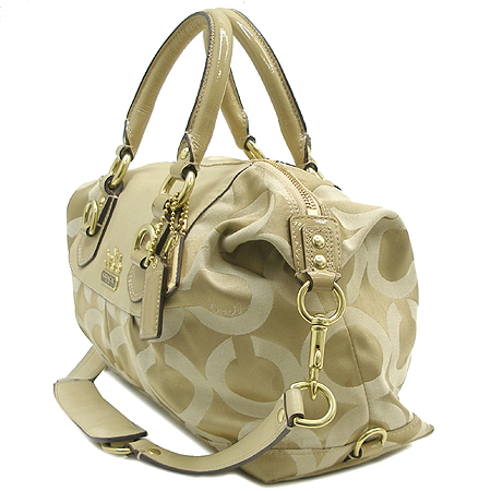 Coach(��ġ) 12949 �ñ׳��� �к긯 ��Ʈ�� + ��� ��Ʈ�� �̹���3 - ���̺��� �߰���ǰ
