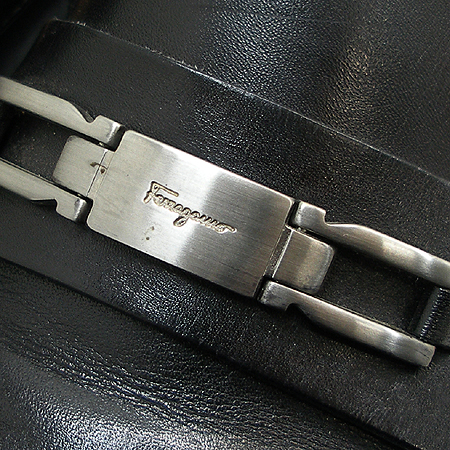 Ferragamo(󰡸)  ΰ      ̹4 - ̺ ߰ǰ