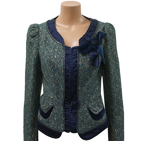 ������  ����