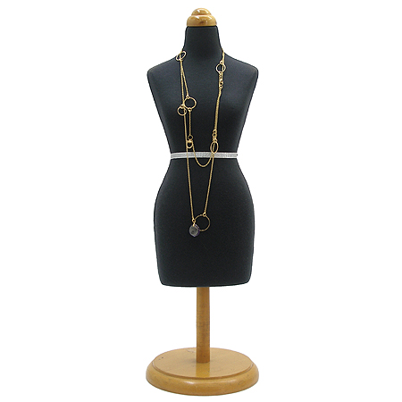 ����  �����