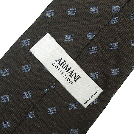 Armani(�Ƹ�����) ȥ�� ��Ÿ�� �̹���4 - ���̺��� �߰���ǰ
