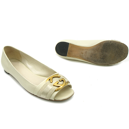 Gucci(����) 234957 ���̺������� ����ΰ� ������ �����뱸�� �̹���3 - ���̺��� �߰���ǰ