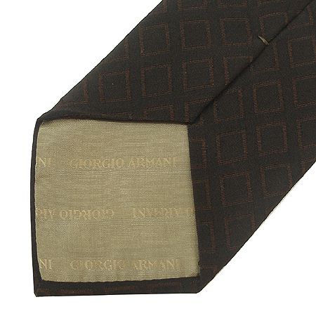 Armani(�Ƹ�����) ��ũ ȥ�� ��Ÿ�� �̹���3 - ���̺��� �߰���ǰ