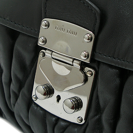 MiuMiu(�̿�̿�) RR1782 ���׶�� ���� ���� ���� �ΰ� ��� ü�� ����� [��������] �̹���5 - ���̺��� �߰���ǰ