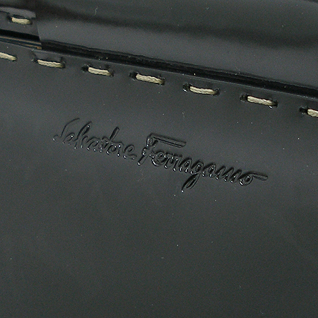 Ferragamo(��󰡸�) 21 2786 ���� ���� �ΰ� ��� ��ġ�� ��Ƽġ ��Ʈ�� �̹���4 - ���̺��� �߰���ǰ