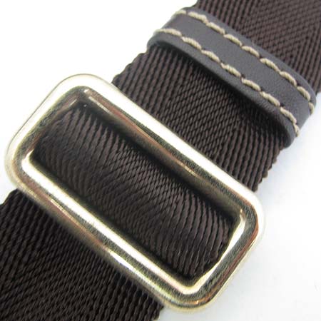 Gucci(����) 223666 GG �ΰ� PVC ũ�ν��� [�ϻ����] �̹���3 - ���̺��� �߰���ǰ