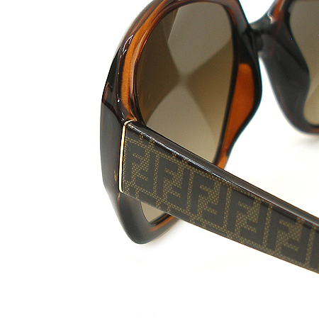 Fendi(���) FS5139 FF �ΰ� ���� ���۶� �̹���5 - ���̺��� �߰���ǰ