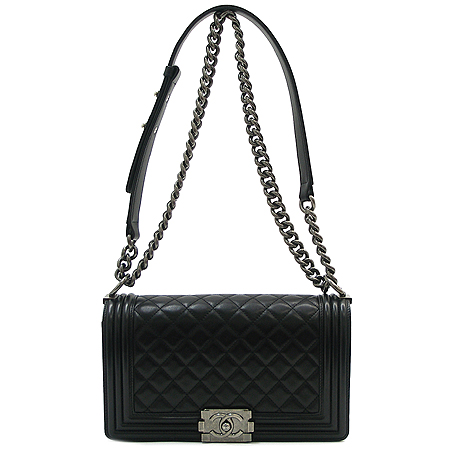 Chanel()   Ų  ø  ü 