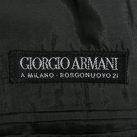 GIORGIO ARMANI(�������� �Ƹ�����) ���� �̹���4 - ���̺��� �߰���ǰ