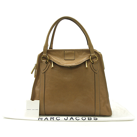 Marc_Jacobs(��ũ�����߽�) Wellington ���� ���̴�Ʈ ��Ʈ�� �̹���2 - ���̺��� �߰���ǰ