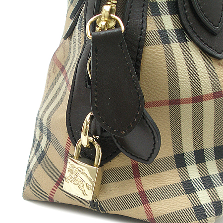 Burberry(������) �� Ŭ���� üũ PVC ��Ʈ�� �̹���3 - ���̺��� �߰���ǰ