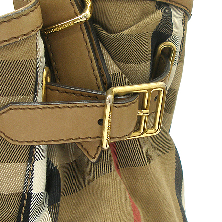 Burberry(������) ����ΰ� ��Ʈ��� ���üũ �� ����� (�����ӽ� ��� ��) �̹���4 - ���̺��� �߰���ǰ