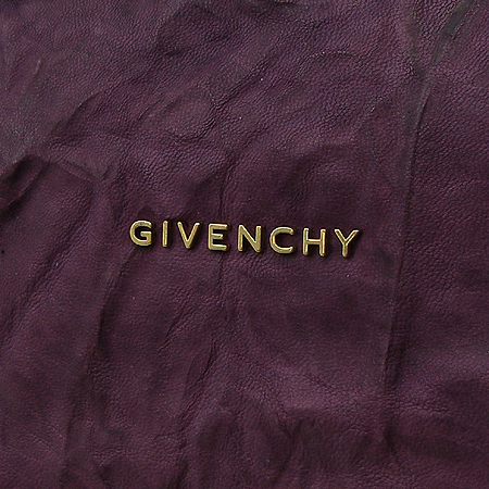 GIVENCHY(�����) 11L5251004 501 ��Ŭ ����Ų �ǵ��� M ������ 2-WAY �̹���4 - ���̺��� �߰���ǰ