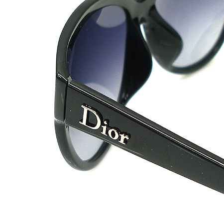 Dior(ũ����î���) D28JJ ���� ���۶� �̹���5 - ���̺��� �߰���ǰ