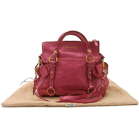 MiuMiu(�̿�̿�) VITELLO LUX ���� ��� ���� �ΰ� ��ÿ 2WAY [�б�������] �̹���2 - ���̺��� �߰���ǰ