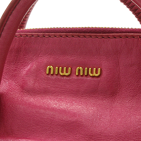 MiuMiu(�̿�̿�) VITELLO LUX ���� ��� ���� �ΰ� ��ÿ 2WAY [�б�������] �̹���4 - ���̺��� �߰���ǰ