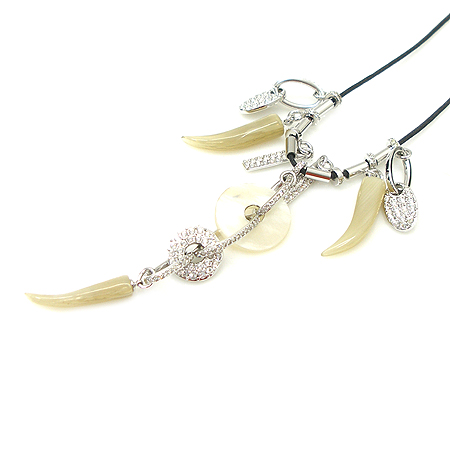 Swarovski(���ͷκ꽺Ű) �ڰ� ���� ť�� ��� ����� [��������] �̹���2 - ���̺��� �߰���ǰ