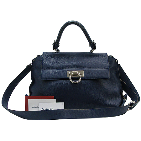 Ferragamo(��󰡸�) 21 A896 ��ũ���緡�� ���尣ġ�Ϸΰ� ���Ǿ� 2WAY �̹���2 - ���̺��� �߰���ǰ